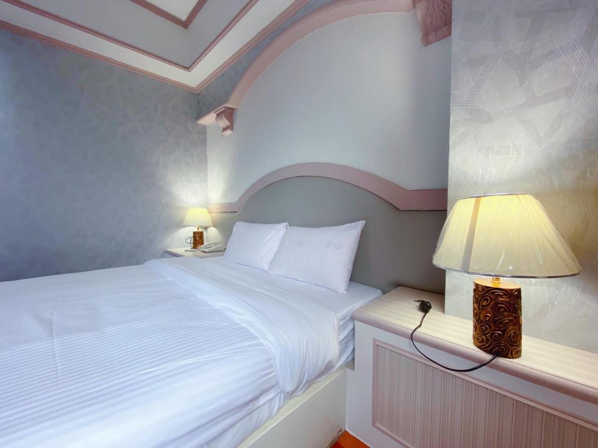 Chrysler Hotel 台北市 エクステリア 写真